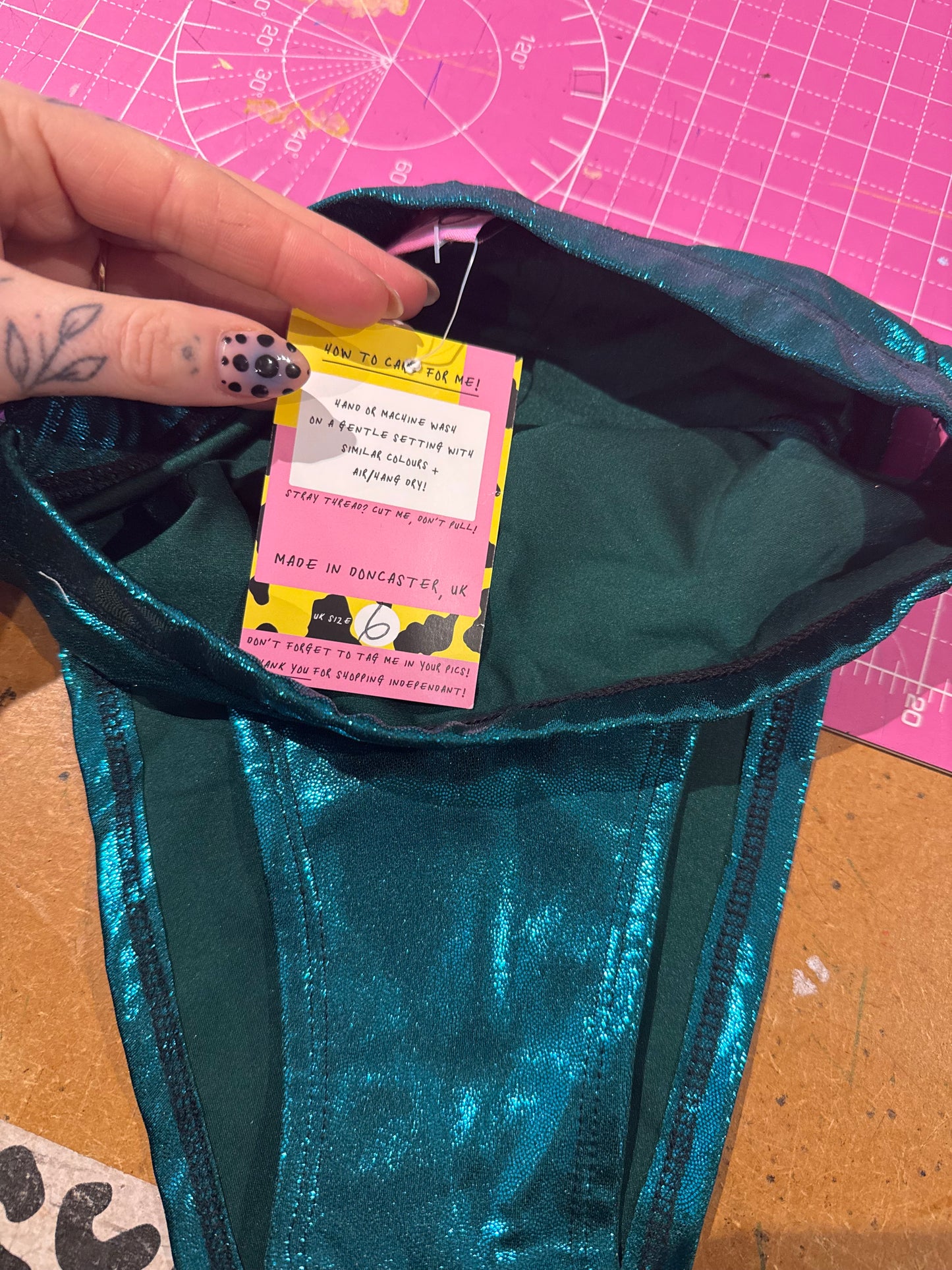 Sample sale// UK SIZE 6- Teal bottoms
