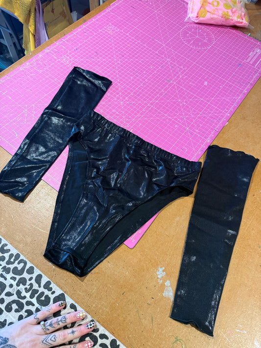 Sample sale// UK SIZE 14-16 black bottoms + sleeves