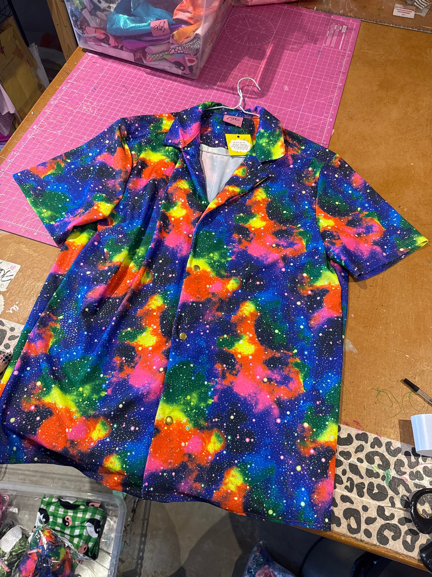 Sample sale// UK MENS size M  - neon skyline button down shirt