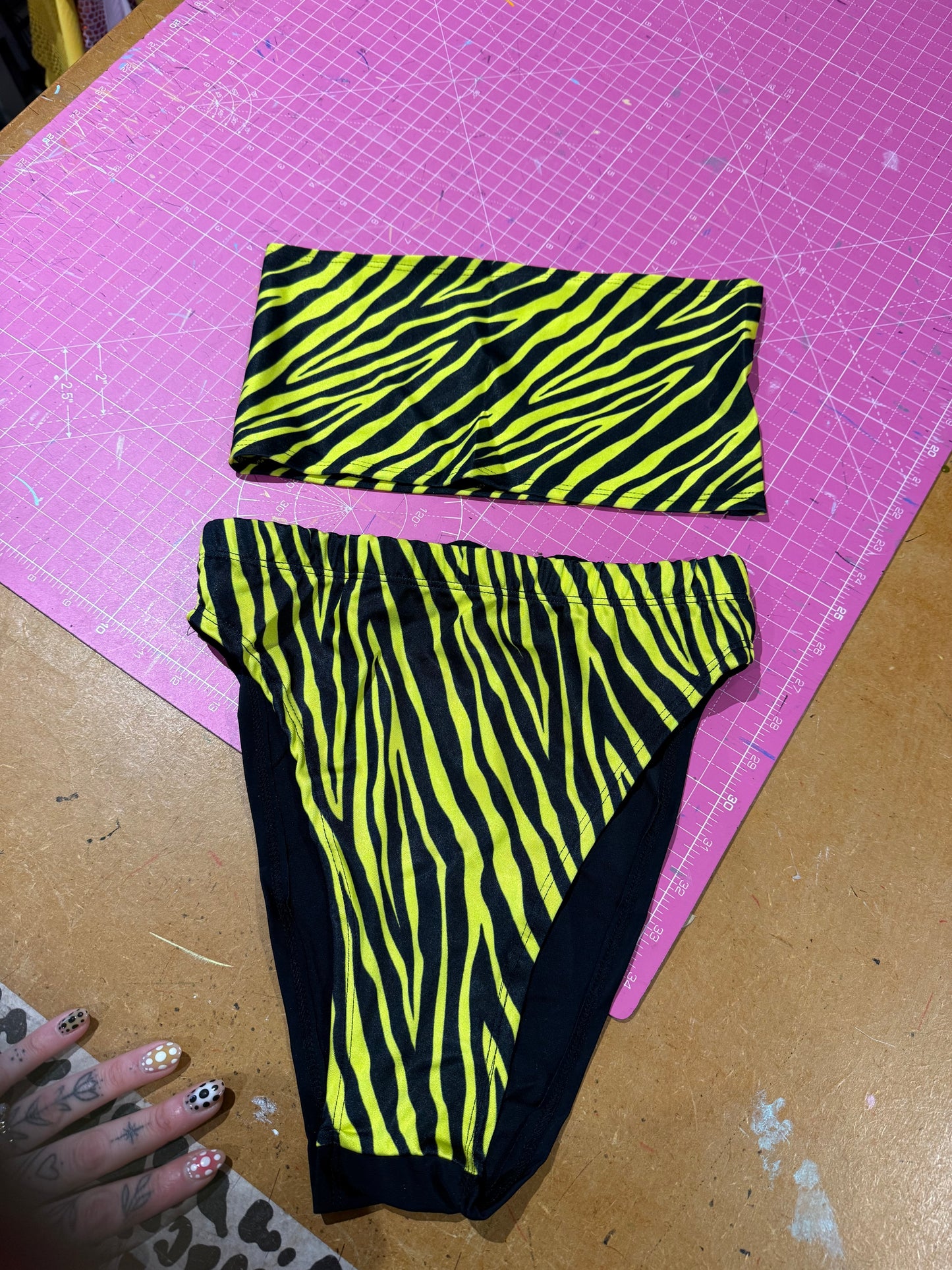 Sample sale// UK SIZE 10 - Yellow zebra bandeau bikini