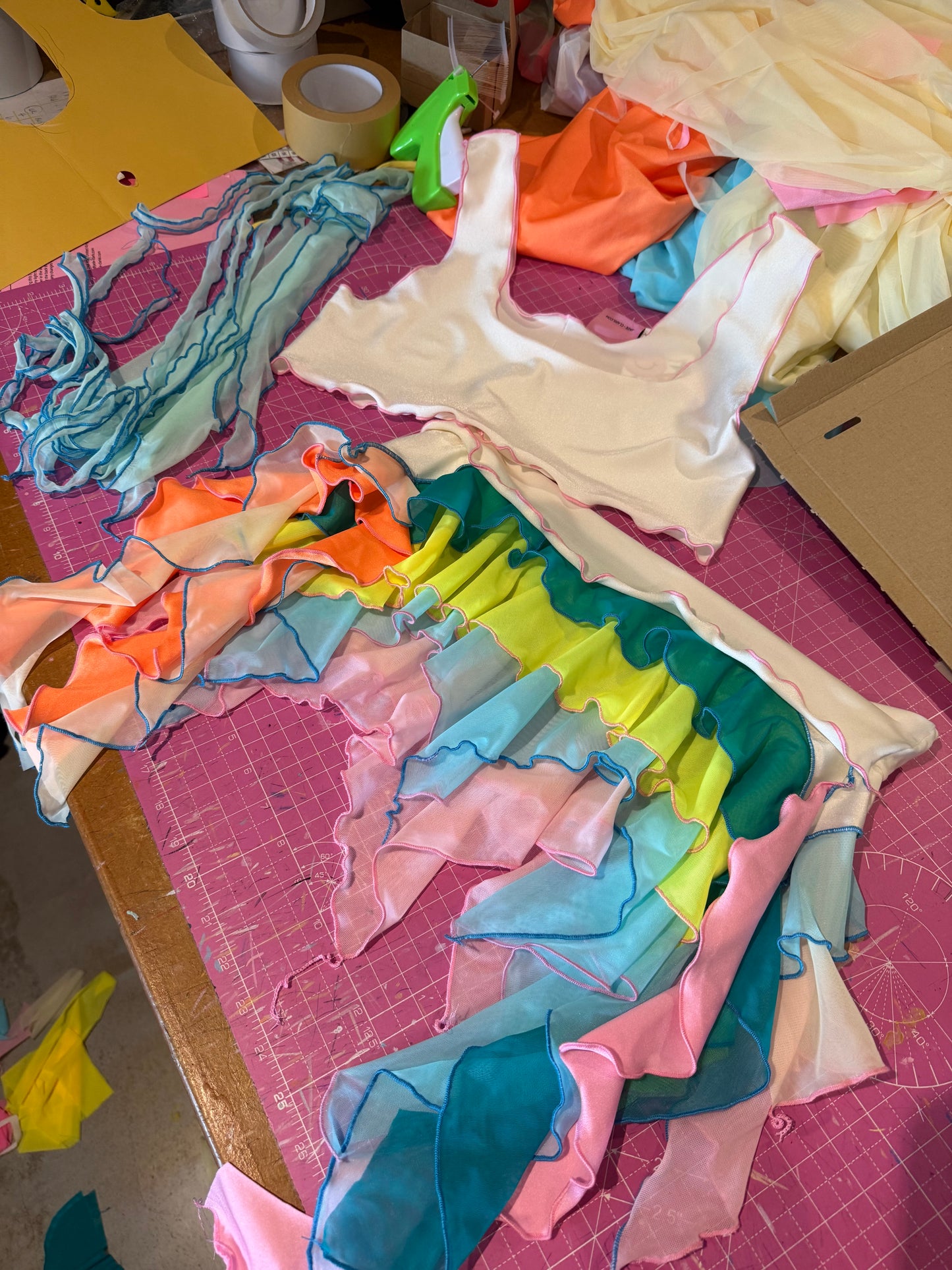 (R2S) UK12/ US8 - Multicoloured ruffle skirt set