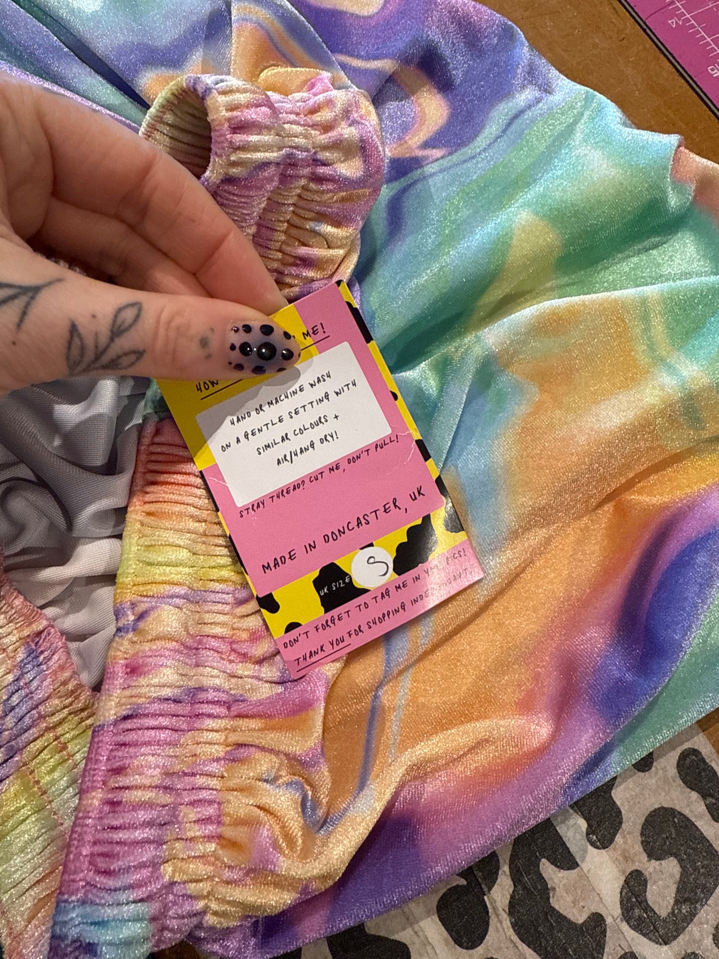 Sample sale// UK size small - velvet skirt