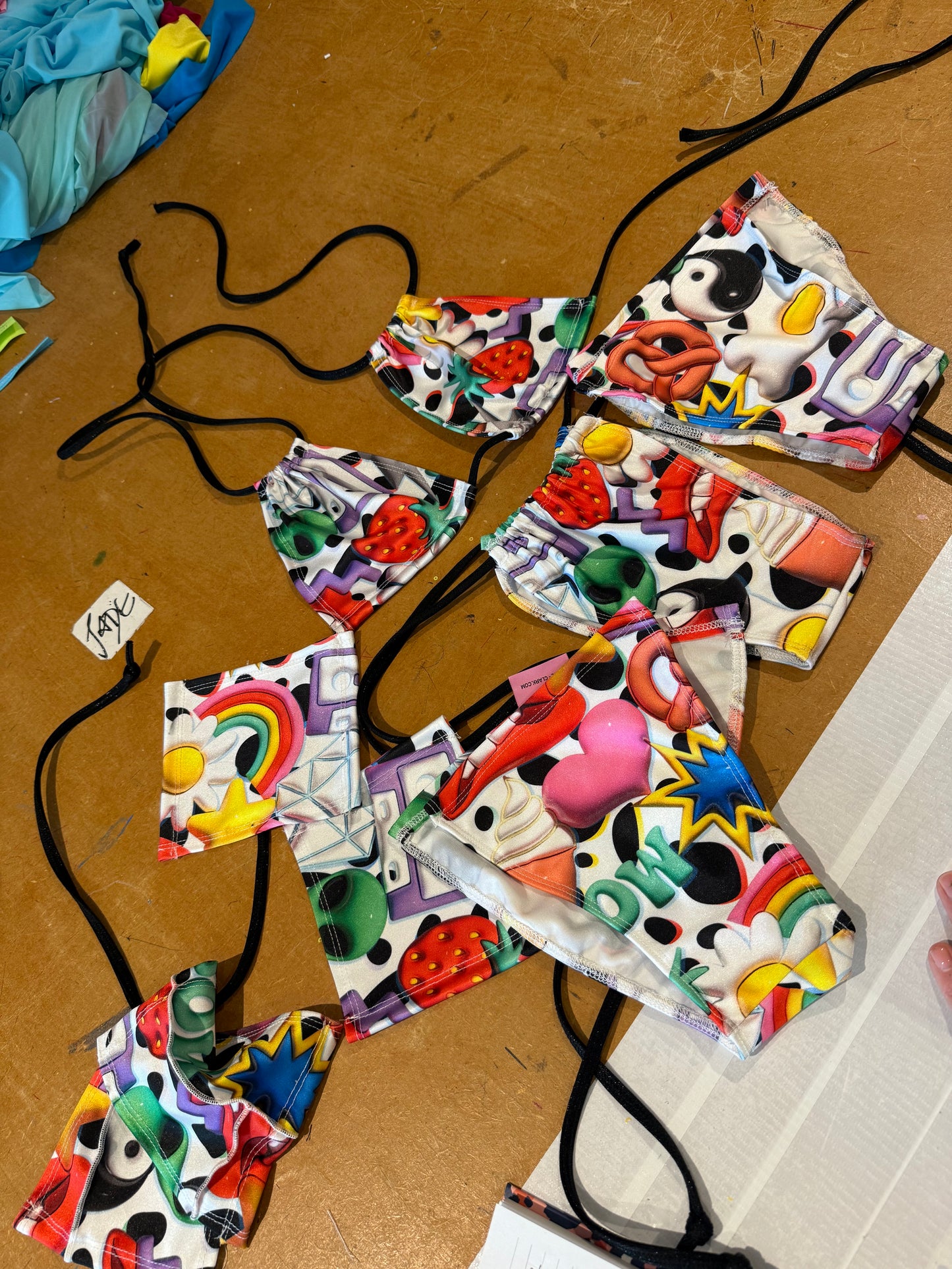 (M&R2S) Zero waste kini - 3D icons