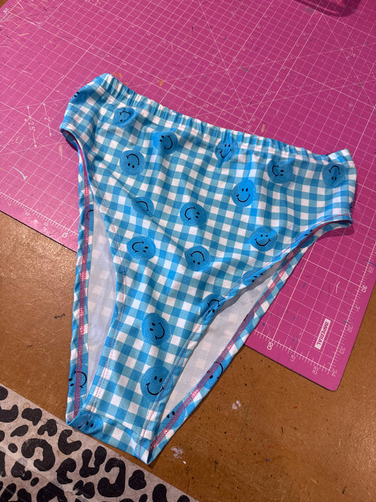 Sample sale// UK SIZE 14 blue smiley bottoms