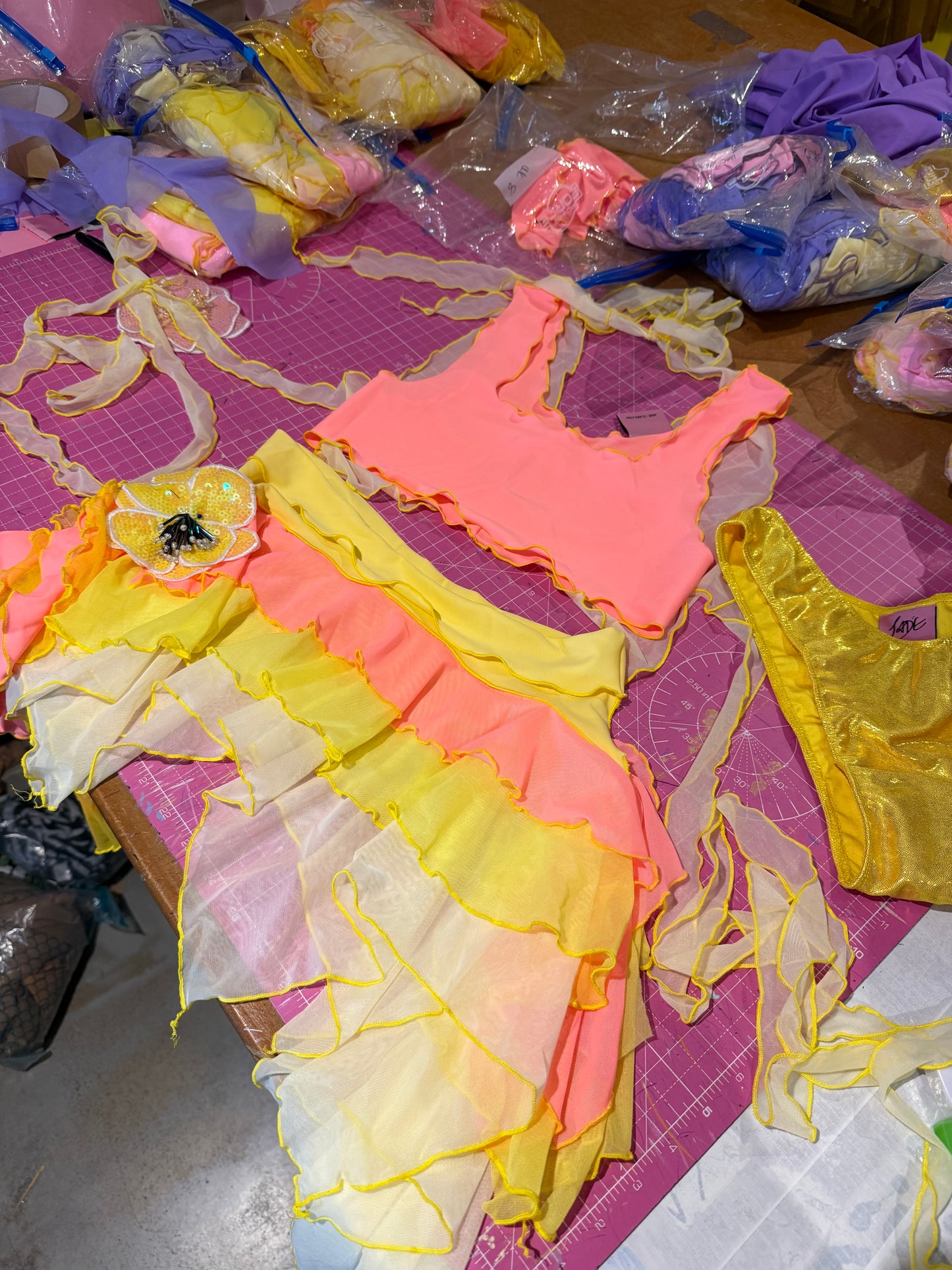 (R2S) Choose your size -  Lemon + Orange ruffle skirt set with HR bottoms