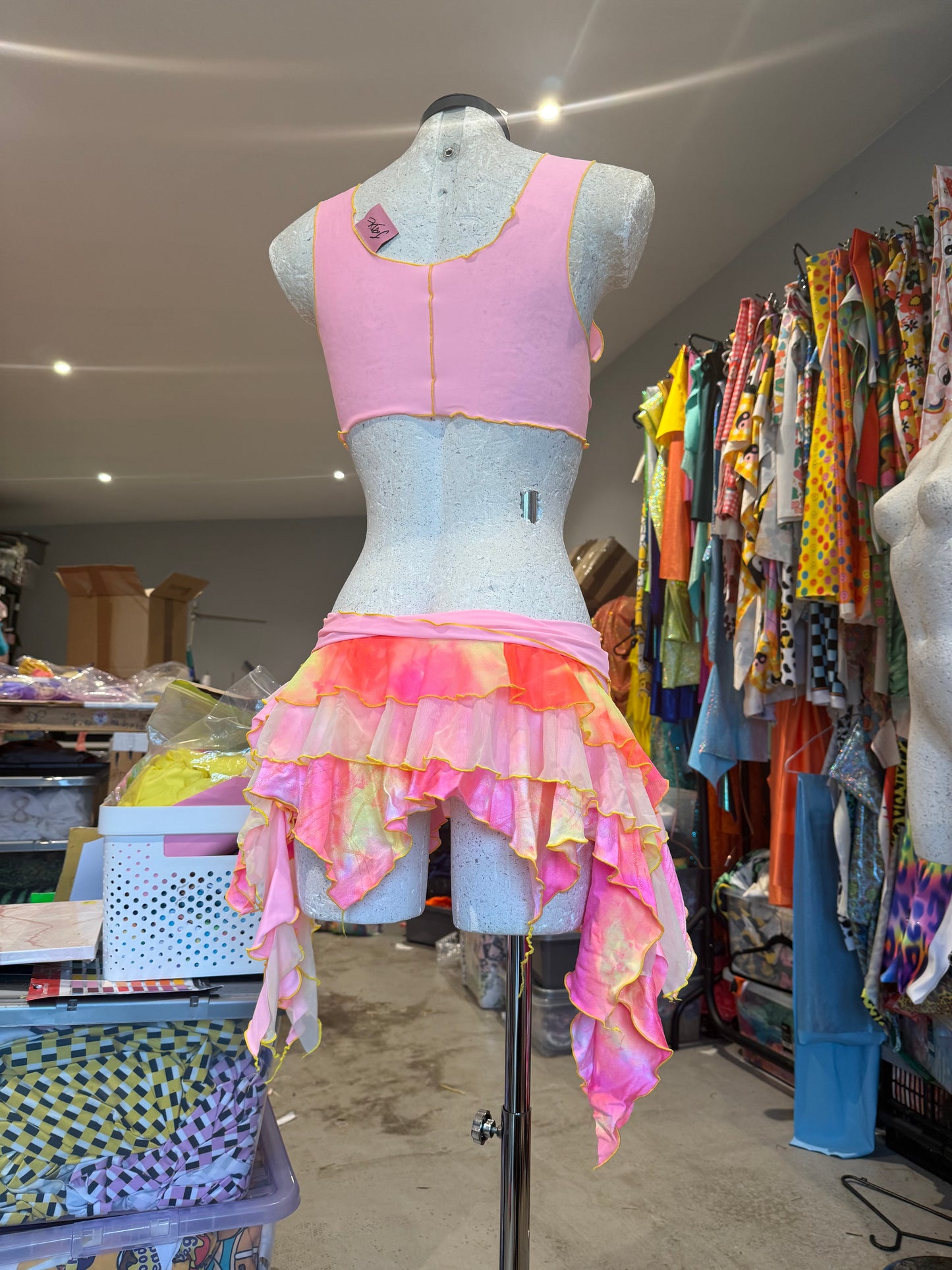 (R2S) UK 8 - One off - Pink tiedye ruffle skirt set.