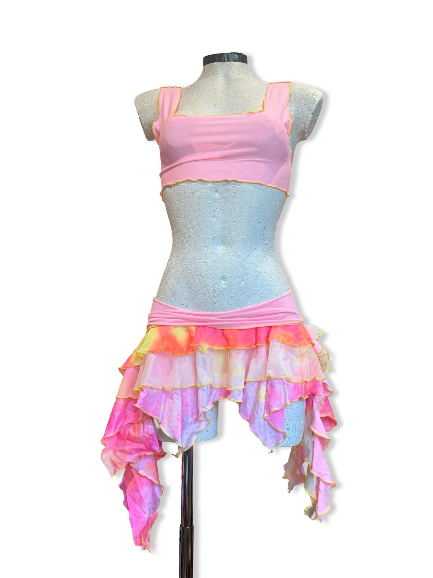 (R2S) UK 8 - One off - Pink tiedye ruffle skirt set.