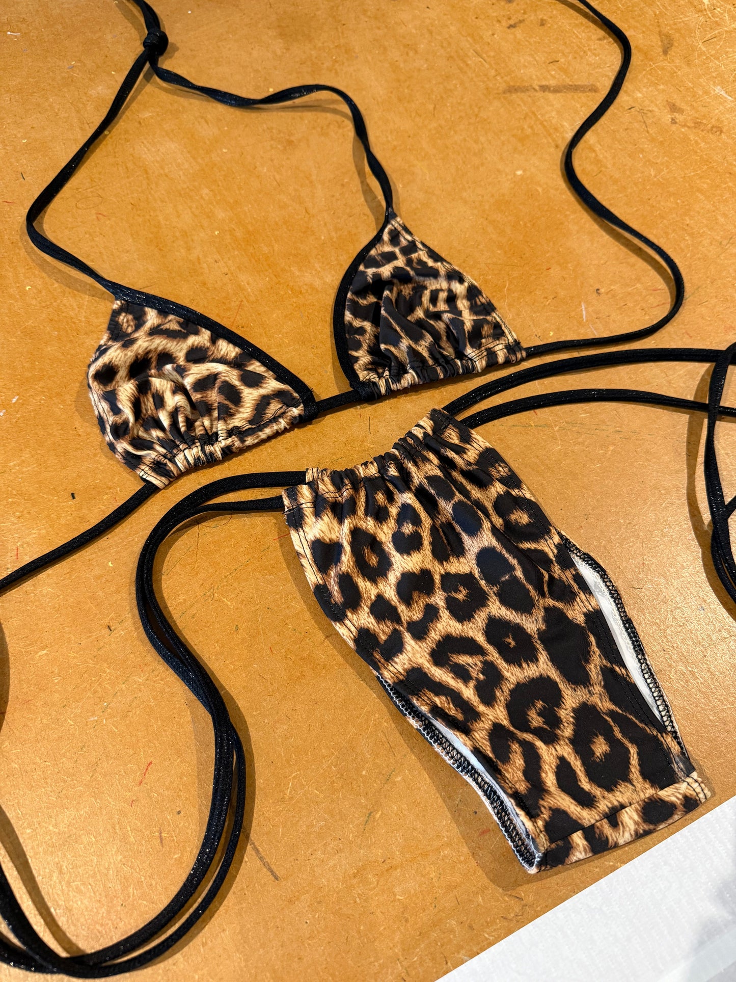 (M&R2S) Zero waste kini - Cheetah Triangle