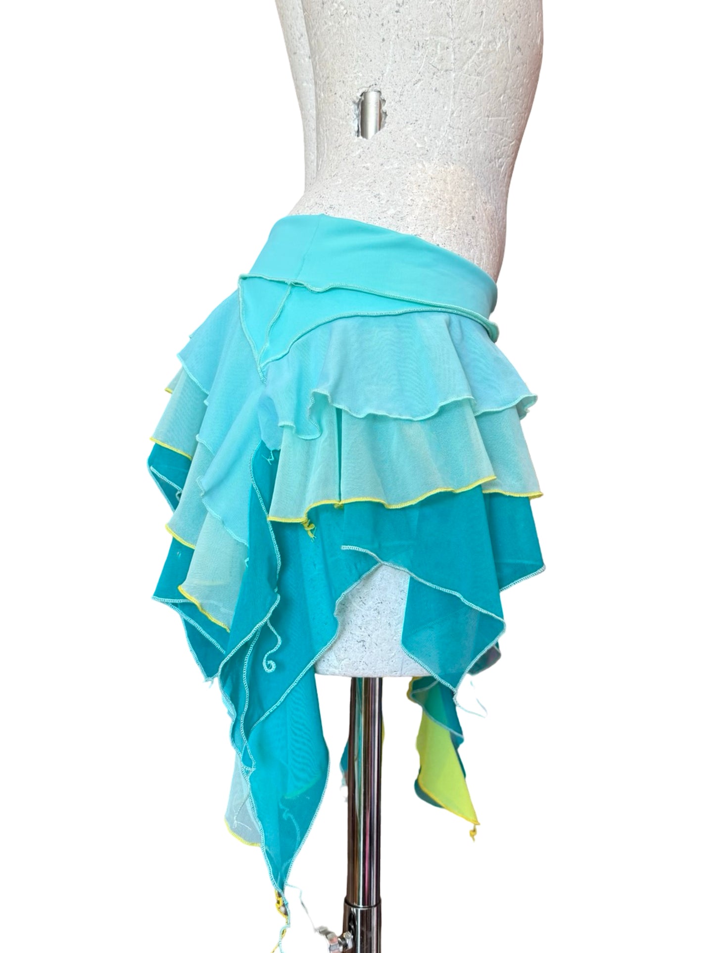 Bloom frilled set-